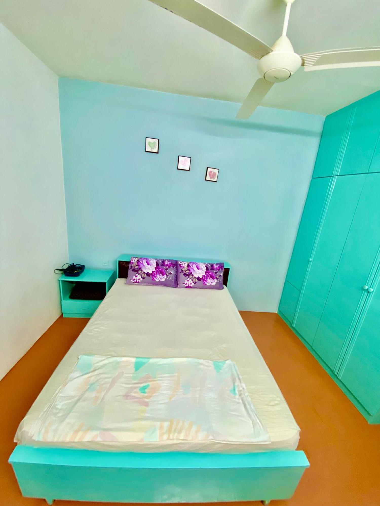 Batu Ferringhi Bayu Emas Apartment Dış mekan fotoğraf